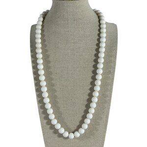 Vintage Oops A Daisy White Beaded Necklace Costume Jewelry 23" Long Oopsie